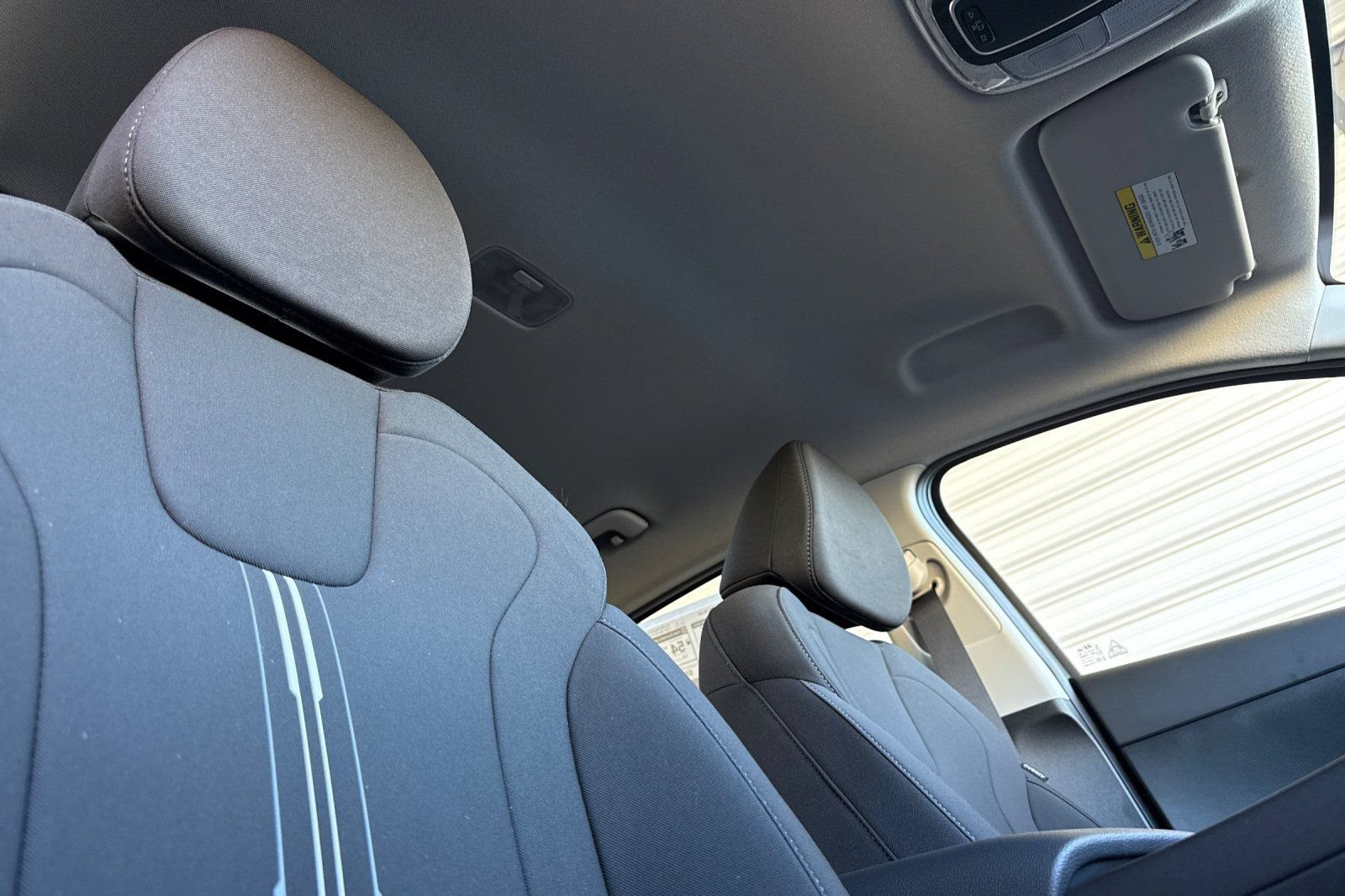 New 2026 Hyundai Elantra Hybrid FWD image 15
