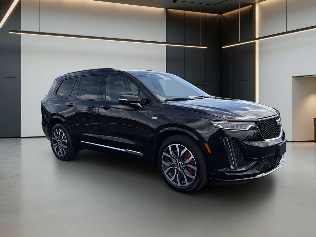 Used 2025 Cadillac XT6 Sport w/ Platinum Package AWD/4WD image 8