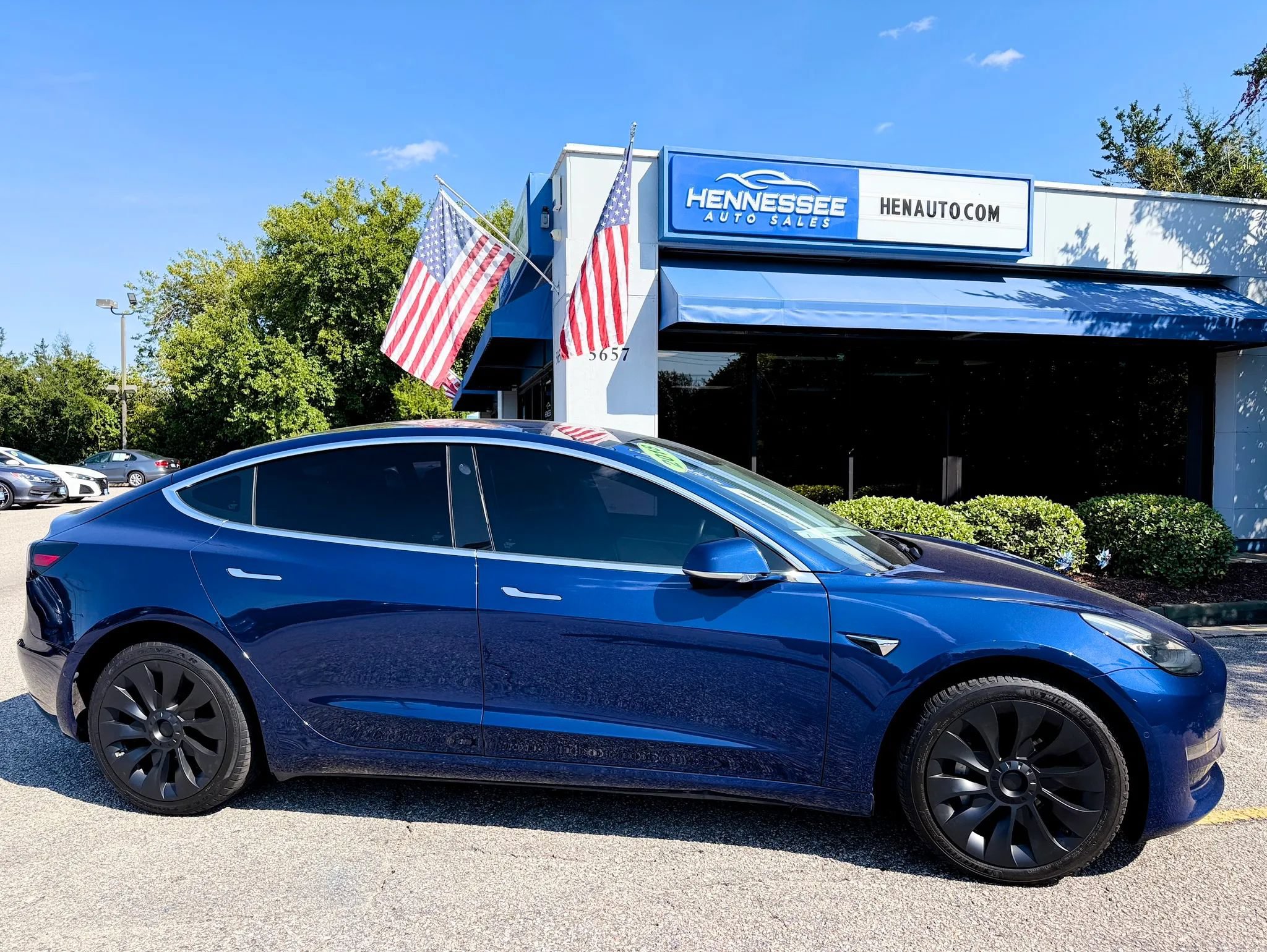 Used 2018 Tesla Model 3 Long Range AWD/4WD image 14