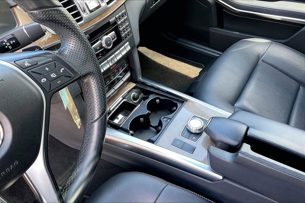 Used 2014 Mercedes-Benz E 350 Sedan image 15