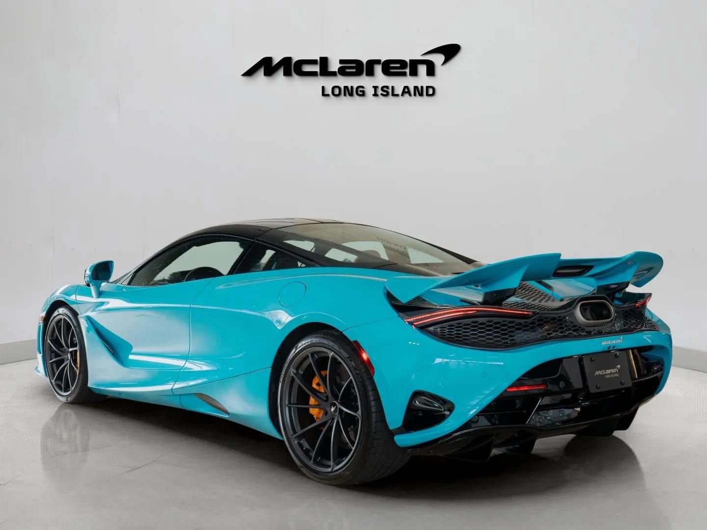 Used 2024 McLaren 750S RWD image 6