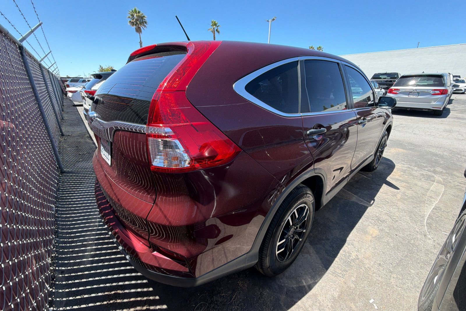 Used 2015 Honda CR-V LX image 5