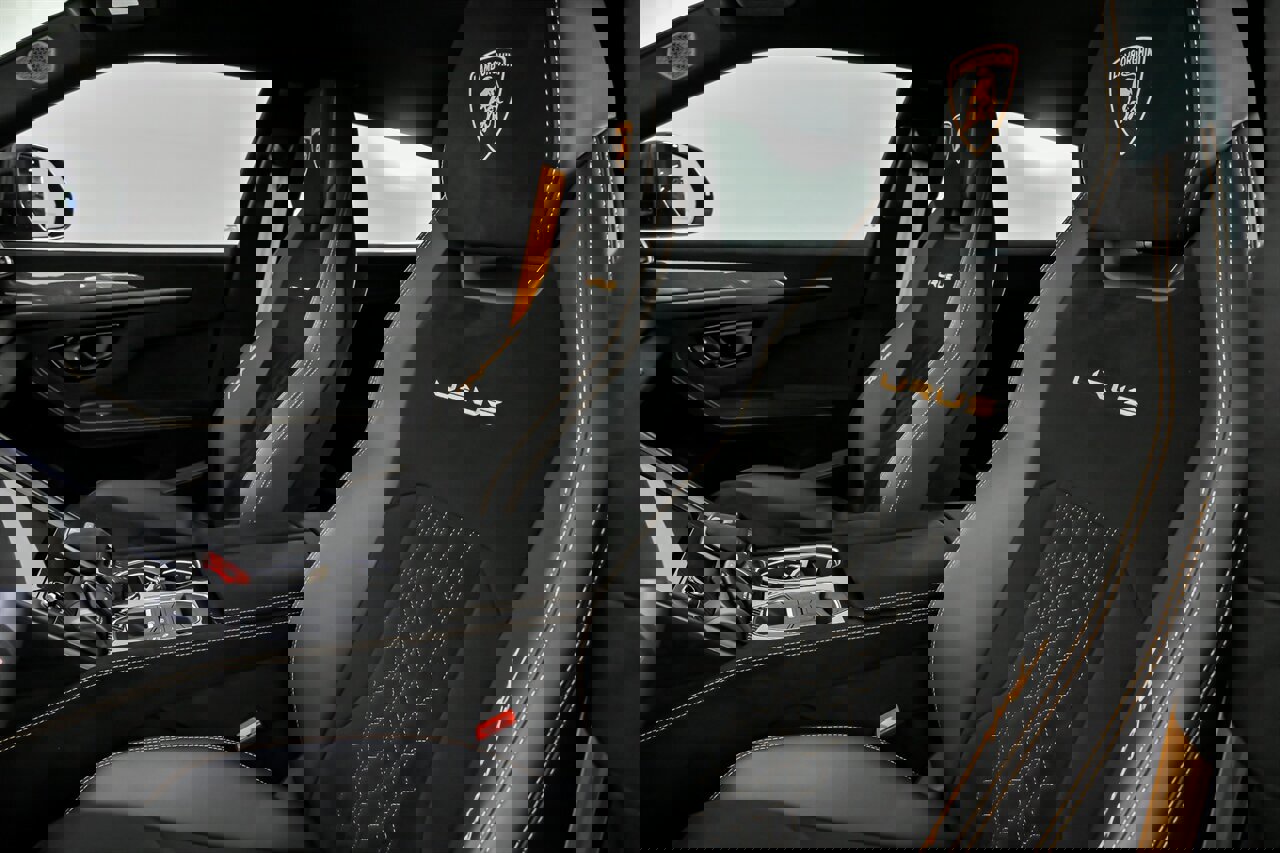 Used 2023 Lamborghini Urus Performante image 27