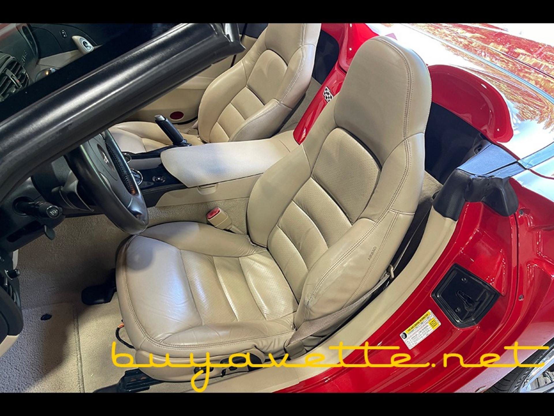 Used 2008 Chevrolet Corvette Convertible w/ Preferred Equipment Group RWD image 22