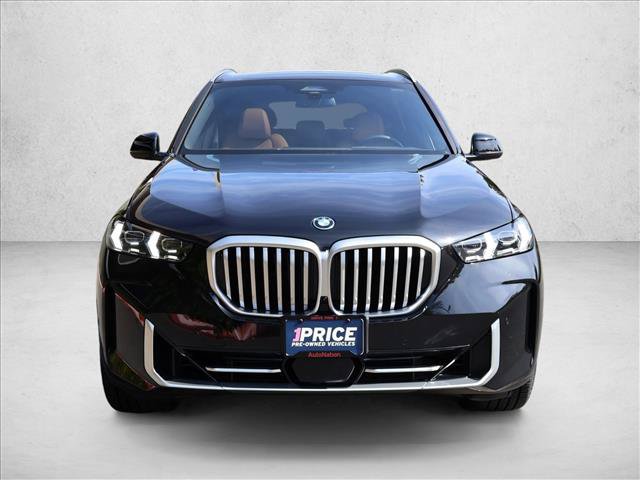 Used 2026 BMW X5 xDrive50e w/ Premium Package AWD/4WD image 3