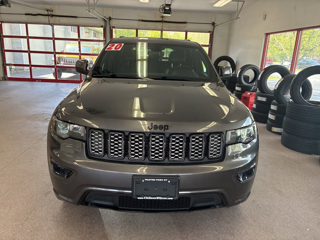 Used 2020 Jeep Grand Cherokee Altitude AWD/4WD image 2