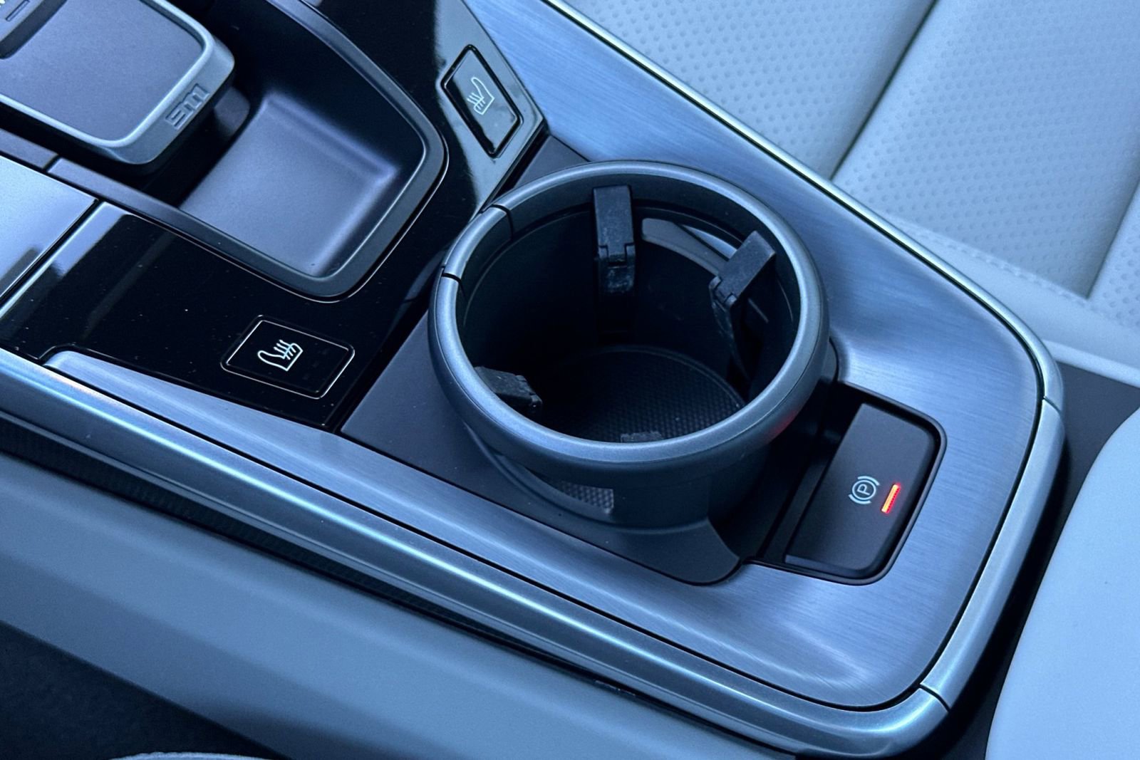 Used 2022 Porsche 911 Turbo S image 25