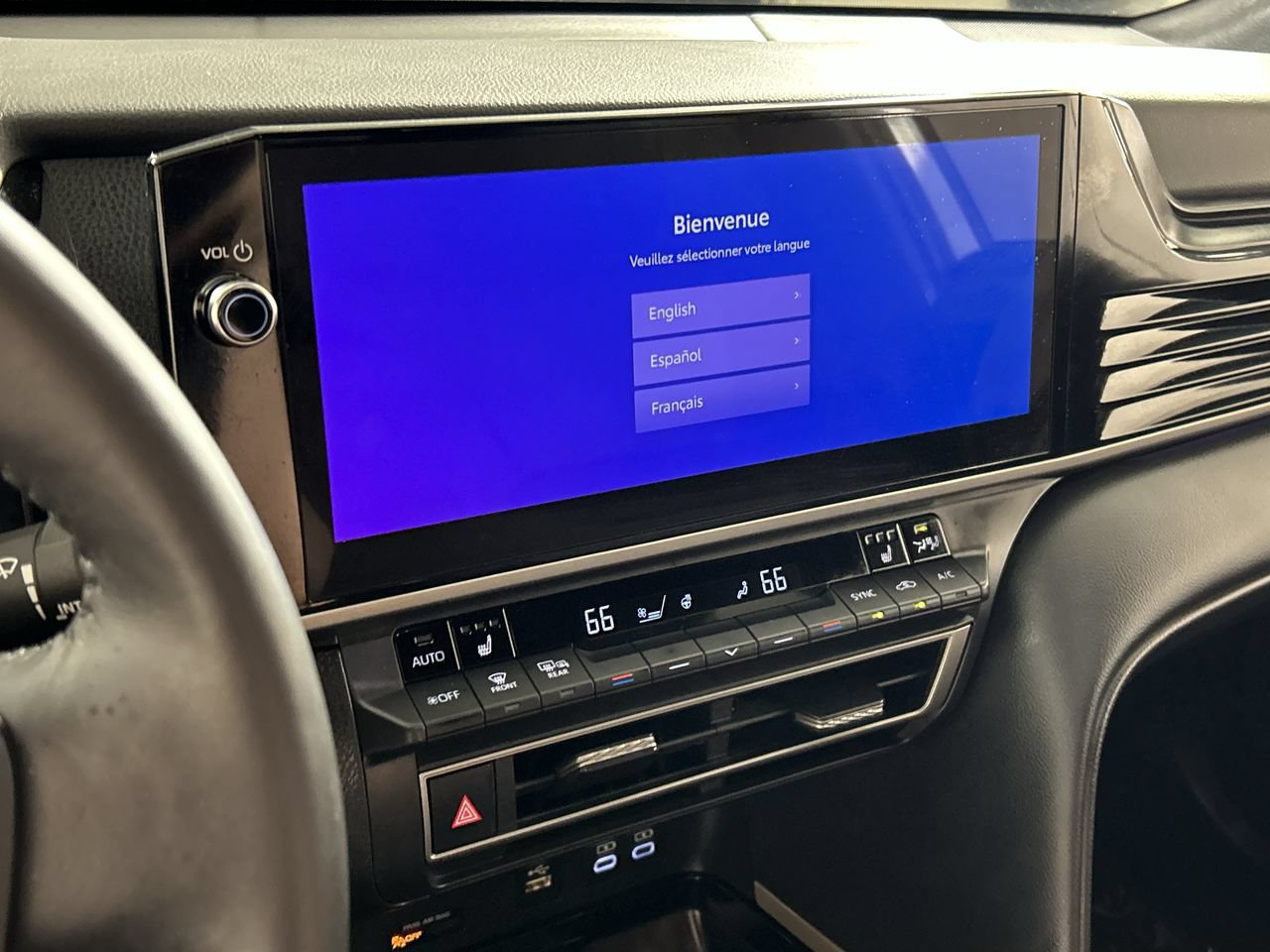 Used 2025 Toyota Camry XSE FWD image 17