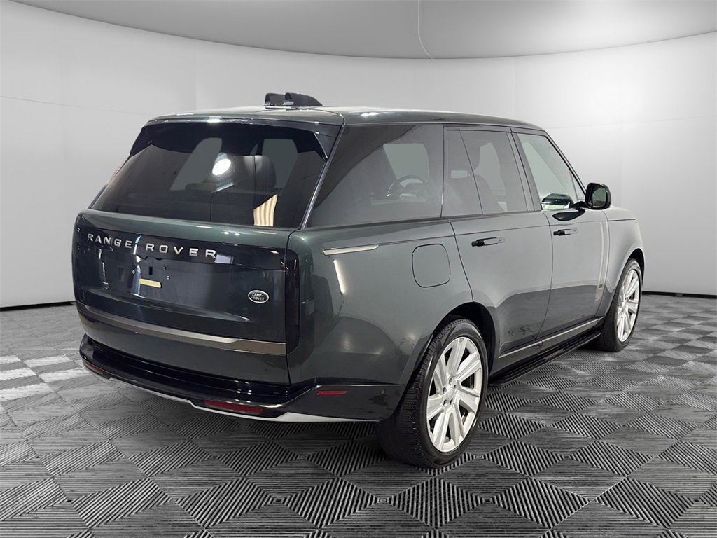 Used 2023 Land Rover Range Rover SE image 5