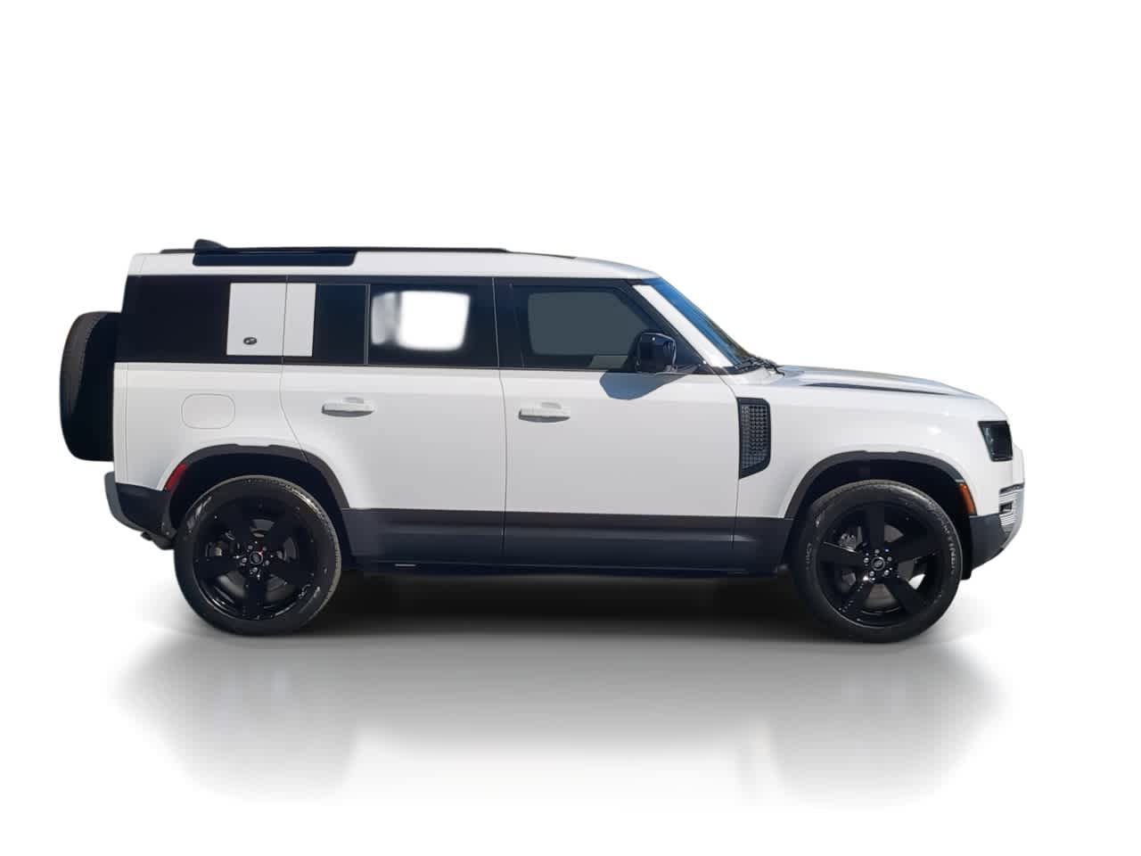 Used 2022 Land Rover Defender 110 S image 9