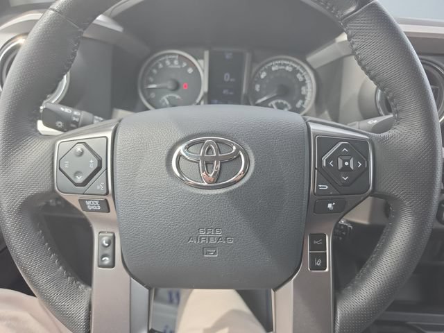 Used 2019 Toyota Tacoma SR5 AWD/4WD image 12
