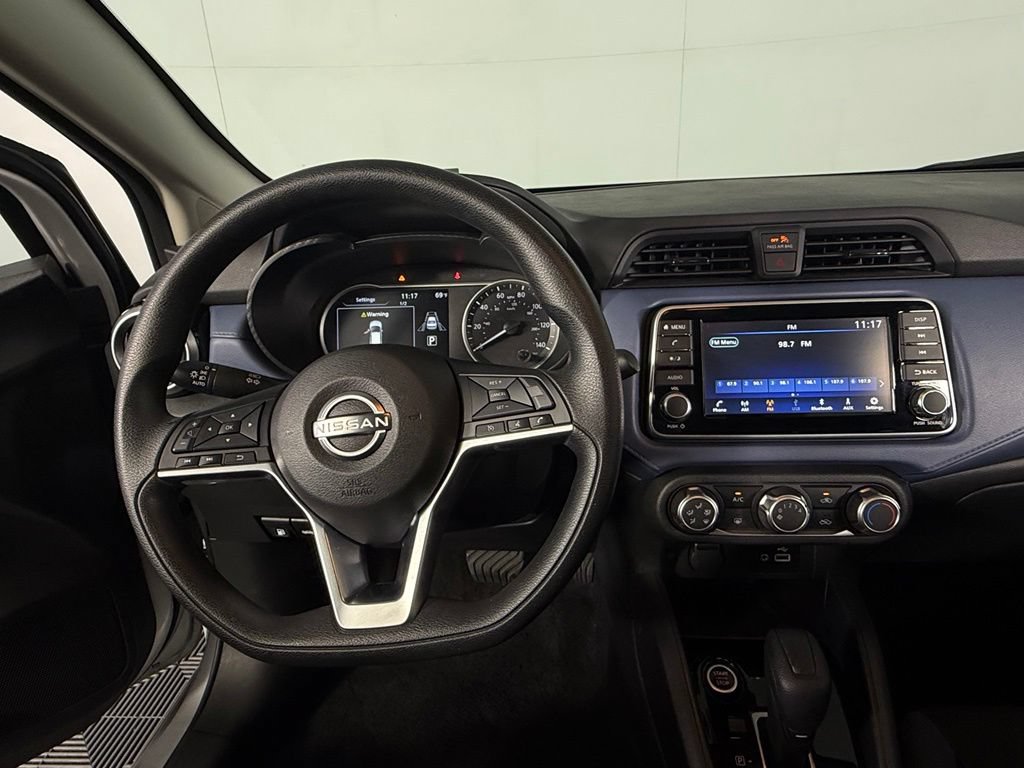 Used 2025 Nissan Versa SV FWD image 14