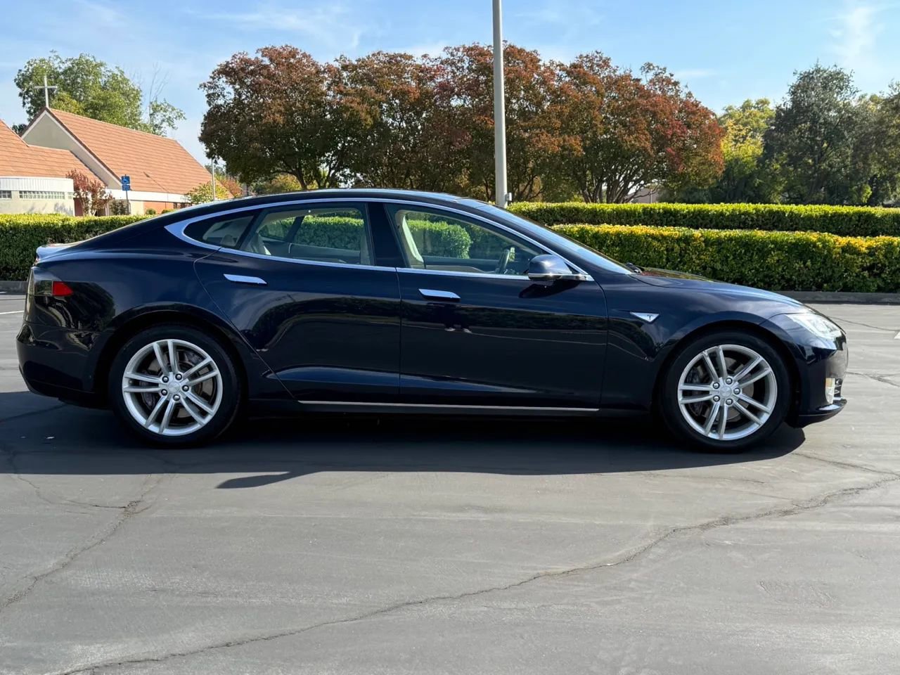 Used 2013 Tesla Model S image 4