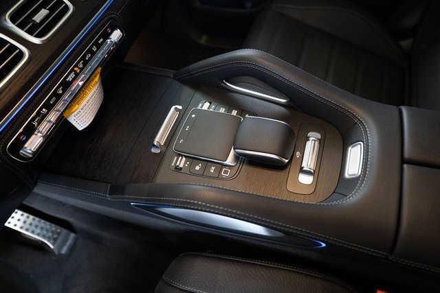 New 2026 Mercedes-Benz GLS 450 4MATIC image 17