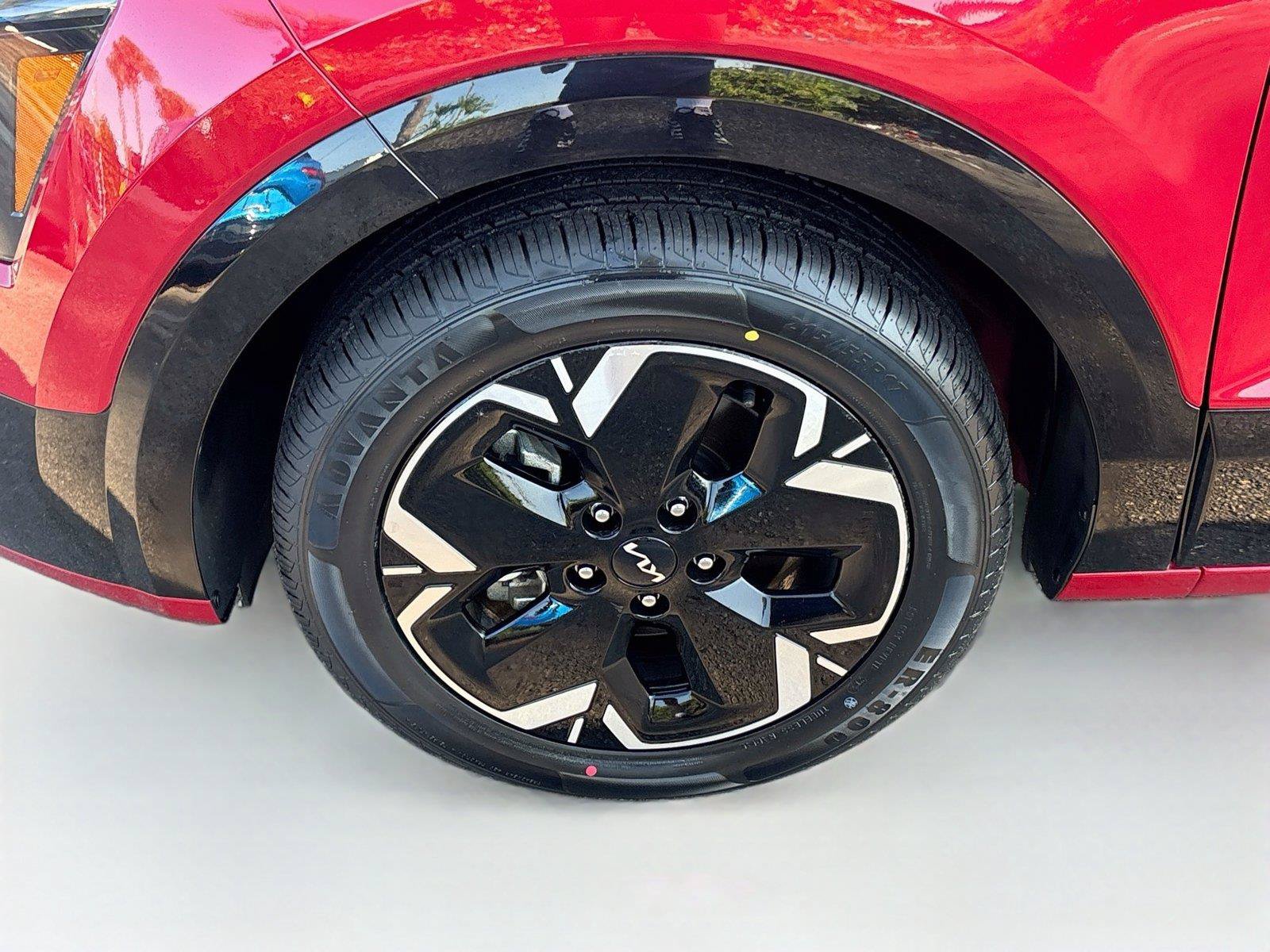 Used 2023 Kia Niro Wind FWD image 31