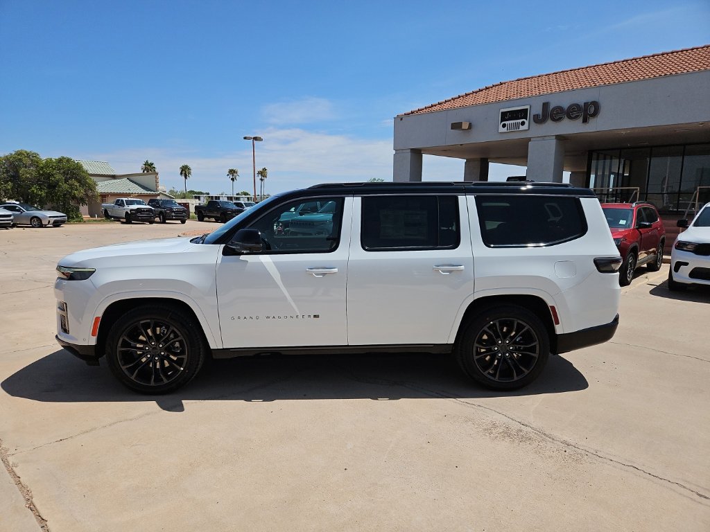 New 2026 Jeep Grand Wagoneer Summit AWD/4WD image 2