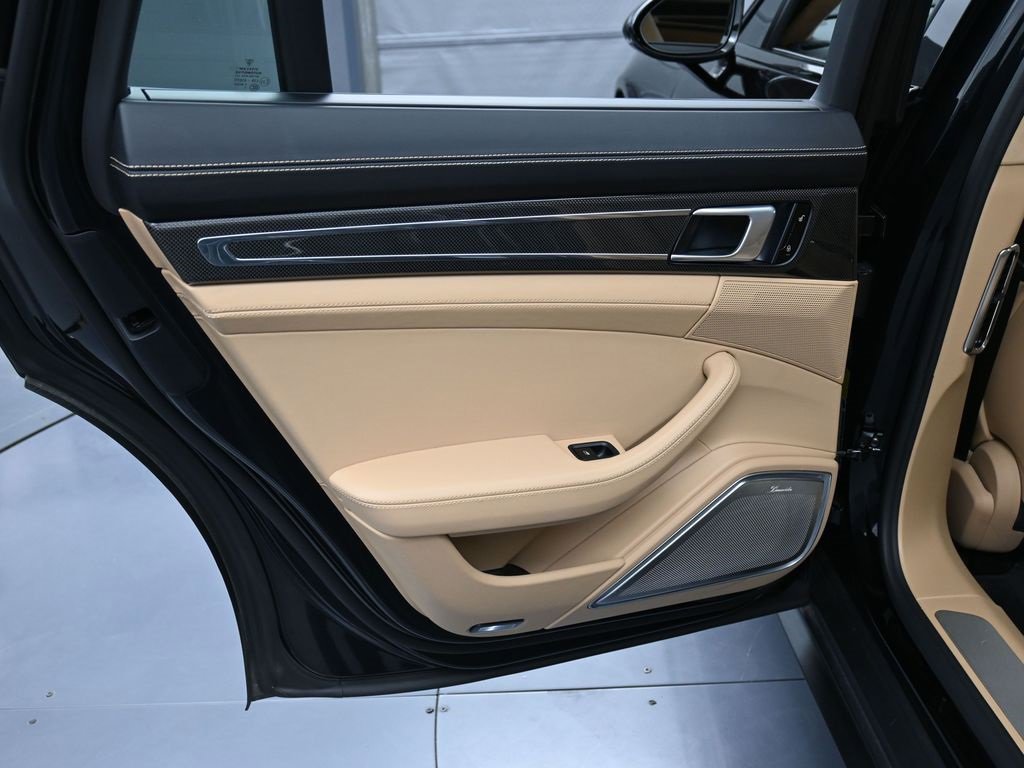Certified 2018 Porsche Panamera Turbo S image 23