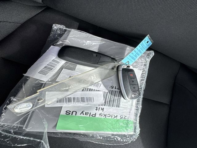 Certified 2025 Nissan Kicks Play S image 7