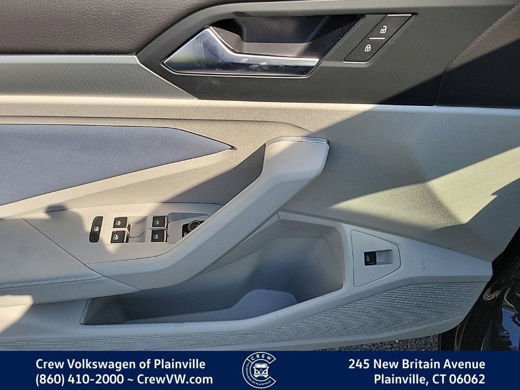 New 2027 Volkswagen Jetta SE FWD image 38