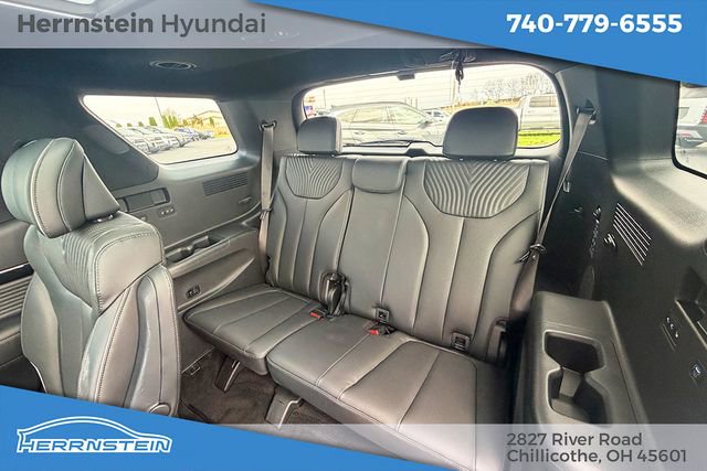 Used 2024 Hyundai Palisade Calligraphy image 21