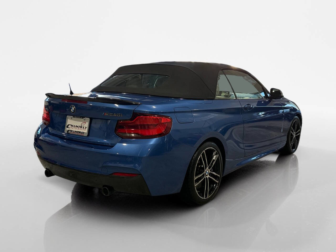 Used 2018 BMW M240i Convertible image 5