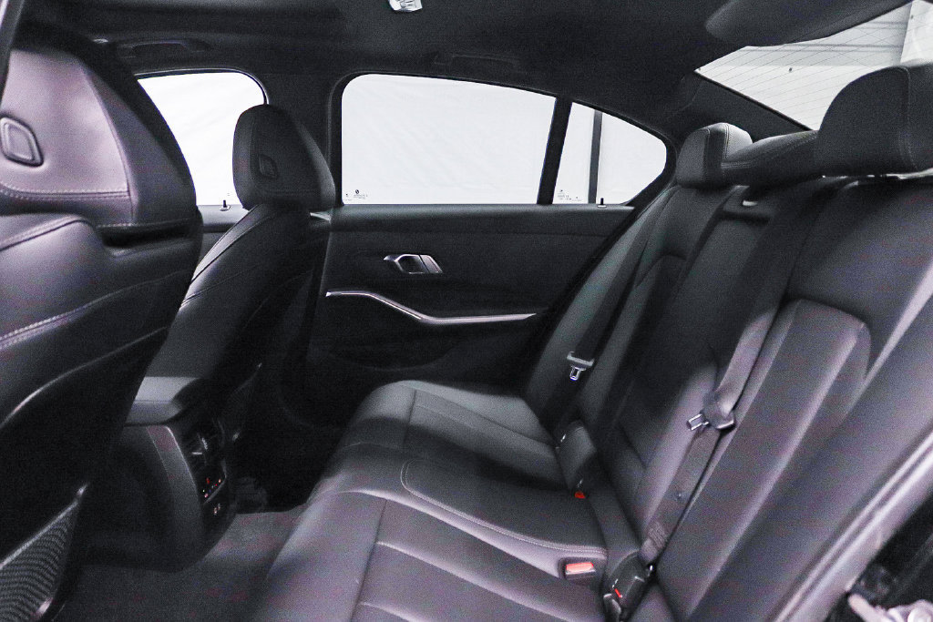 Used 2023 BMW 330i Sedan w/ Driving Assistance Package RWD image 19