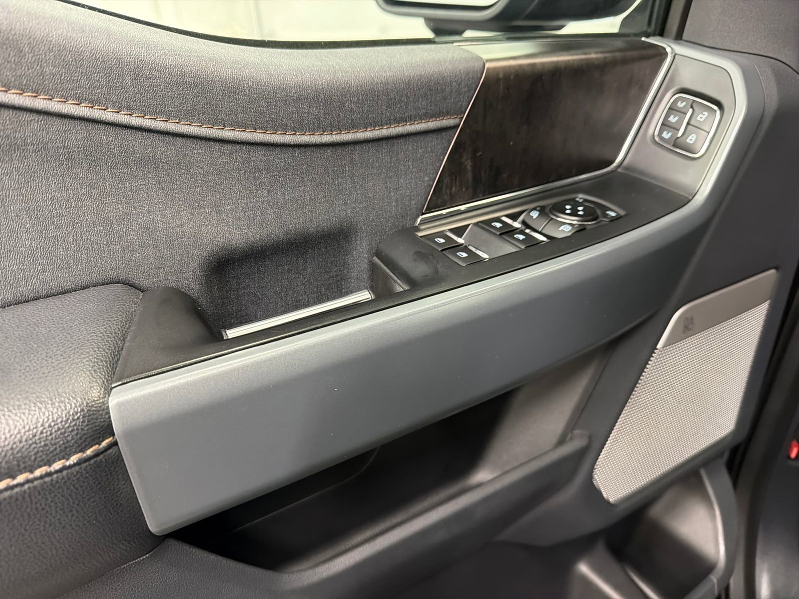 Used 2023 Ford F150 Lightning Lariat w/ Tow Technology Package image 34