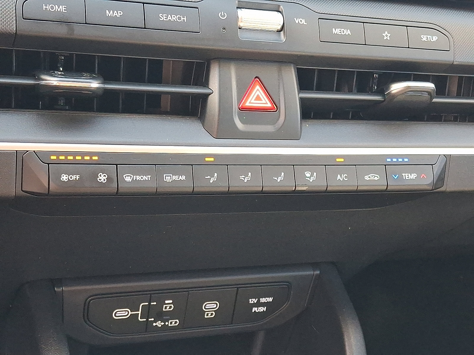 Used 2025 Kia K4 FWD image 17
