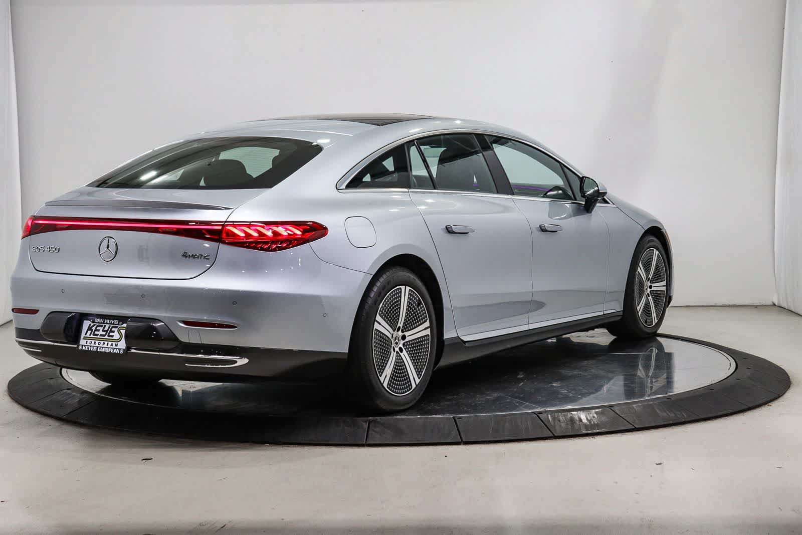 Used 2024 Mercedes-Benz EQS 450+ 4MATIC Sedan image 4