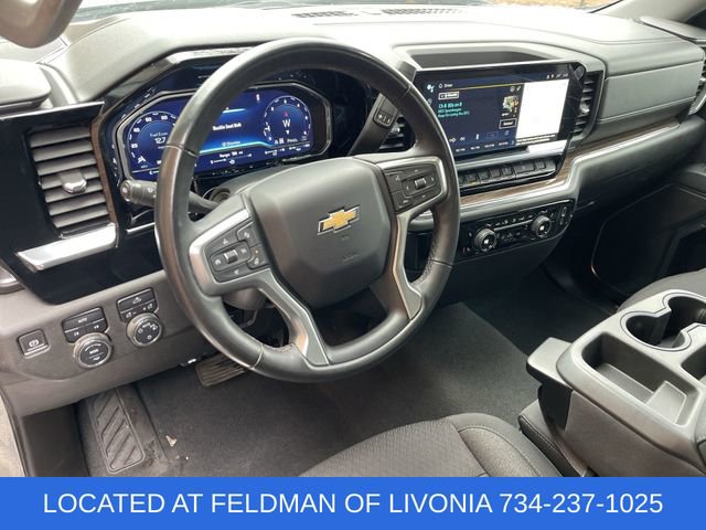 Used 2023 Chevrolet Silverado 1500 LT image 10