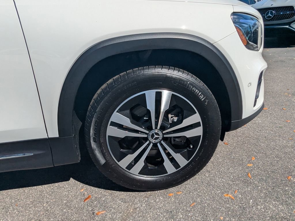 Certified 2025 Mercedes-Benz GLB 250 image 24