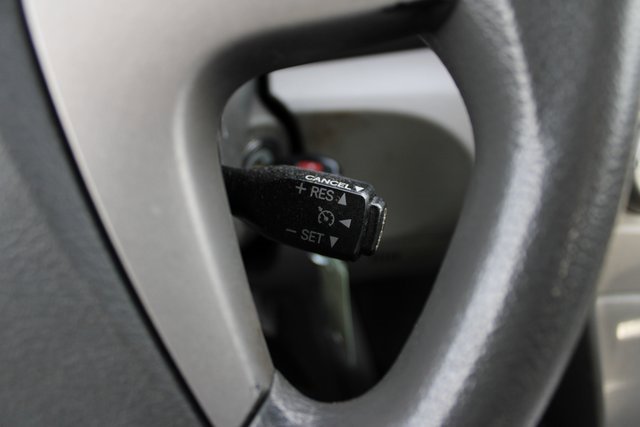 Used 2010 Toyota Camry LE image 15