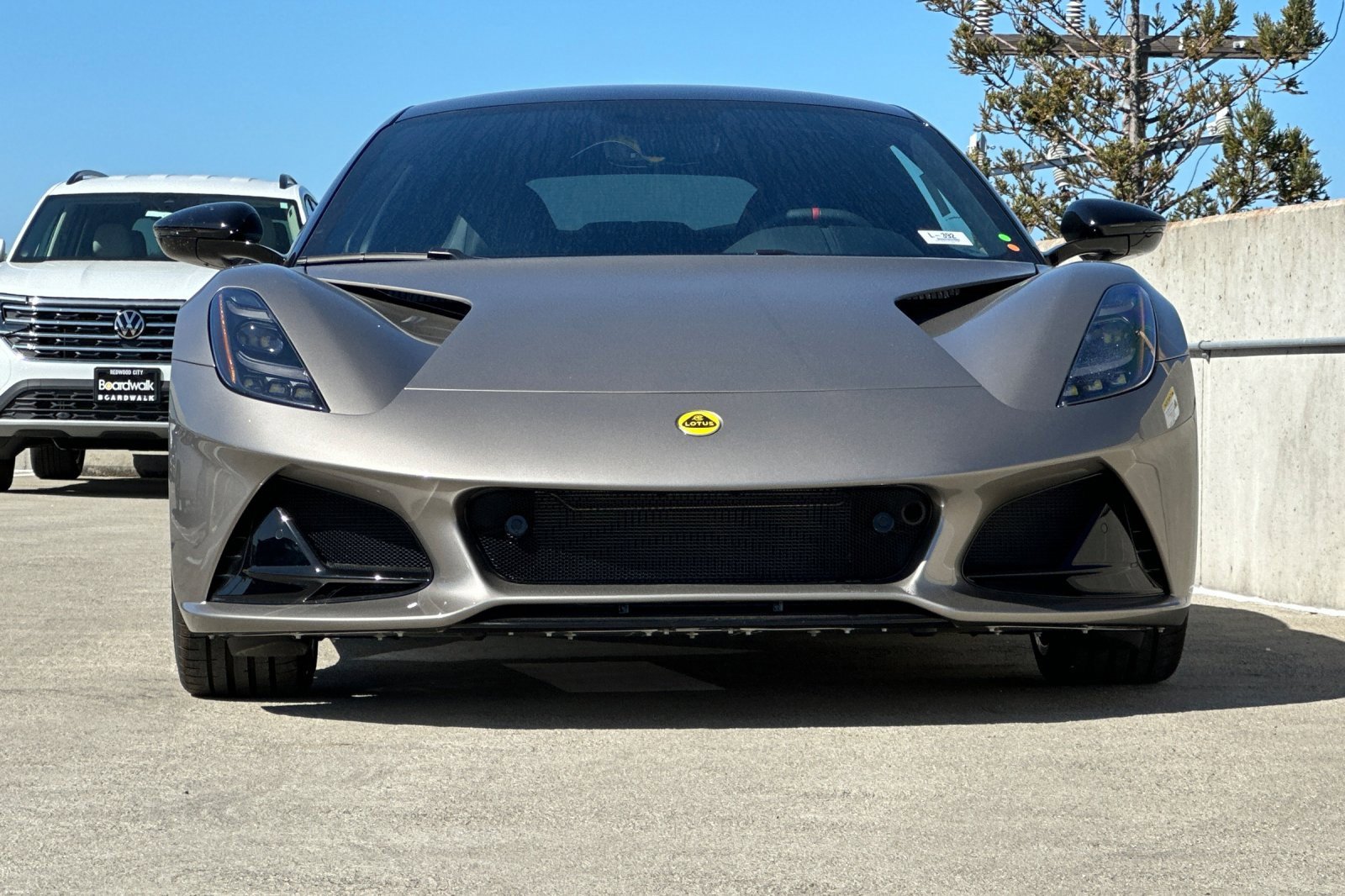 Used 2024 Lotus Emira First Edition image 3