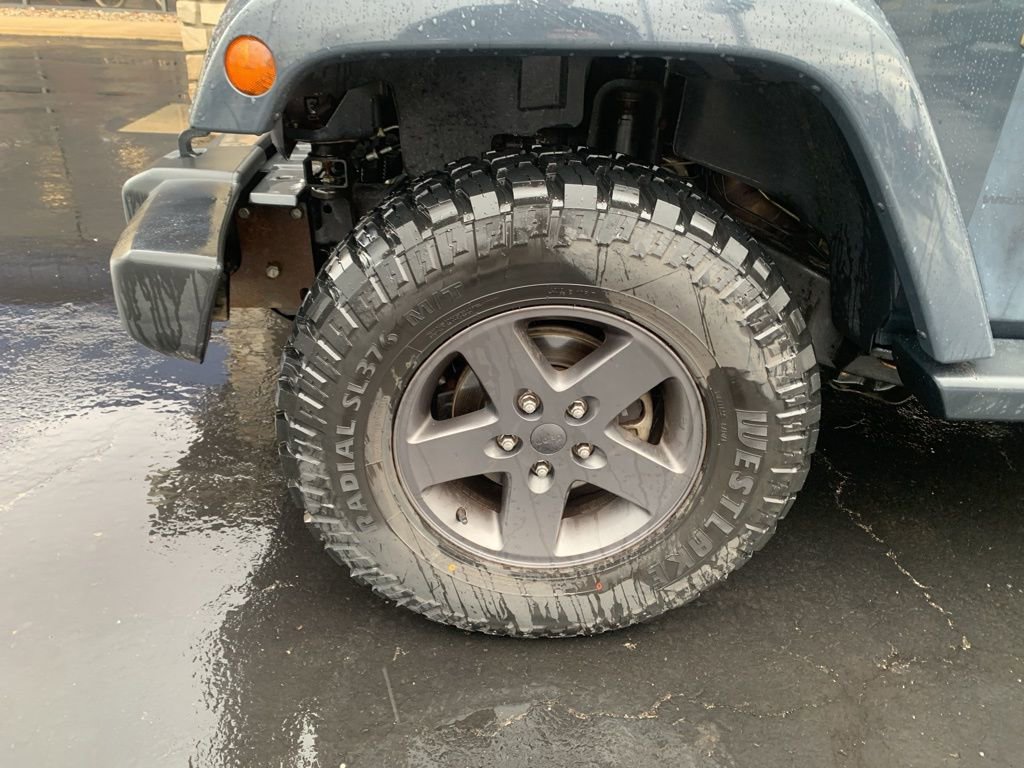 Used 2016 Jeep Wrangler Unlimited Sport image 9