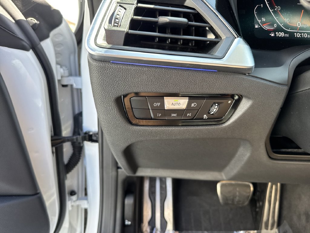 Used 2023 BMW 430i Gran Coupe xDrive w/ M Sport Package AWD/4WD image 56