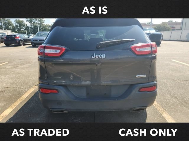 Used 2016 Jeep Cherokee Latitude FWD image 6