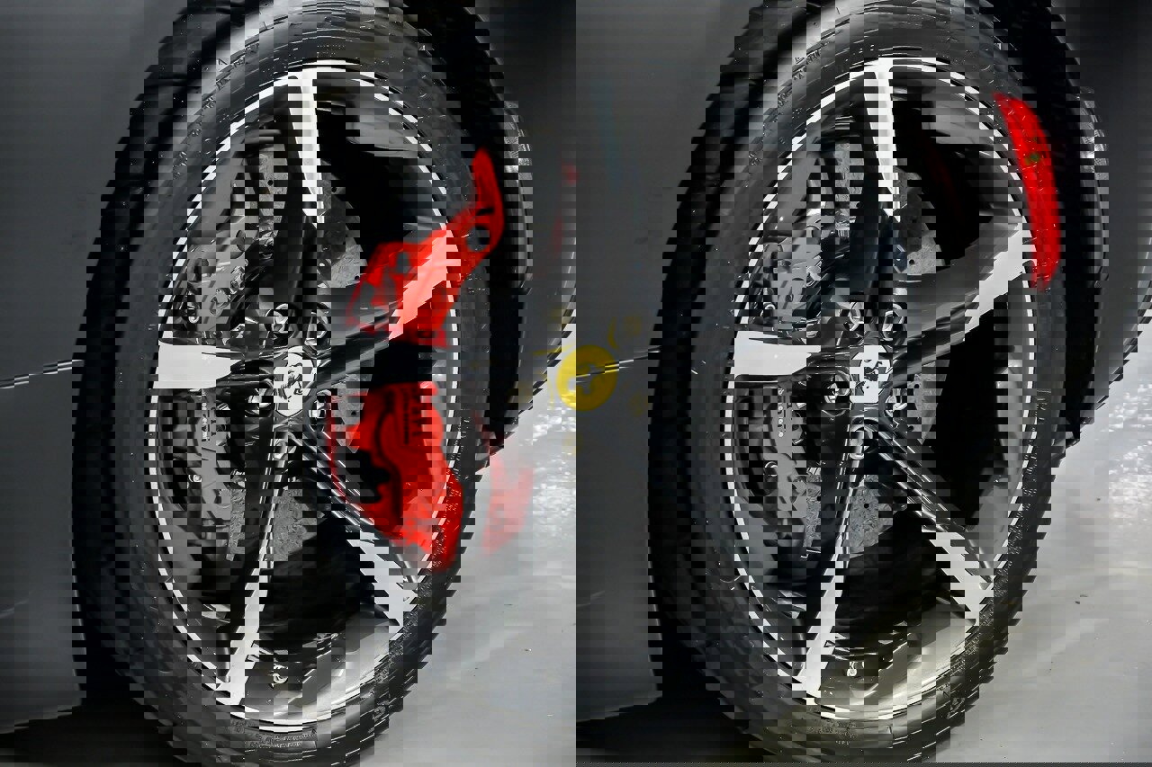 Used 2022 Ferrari SF90 Stradale image 19