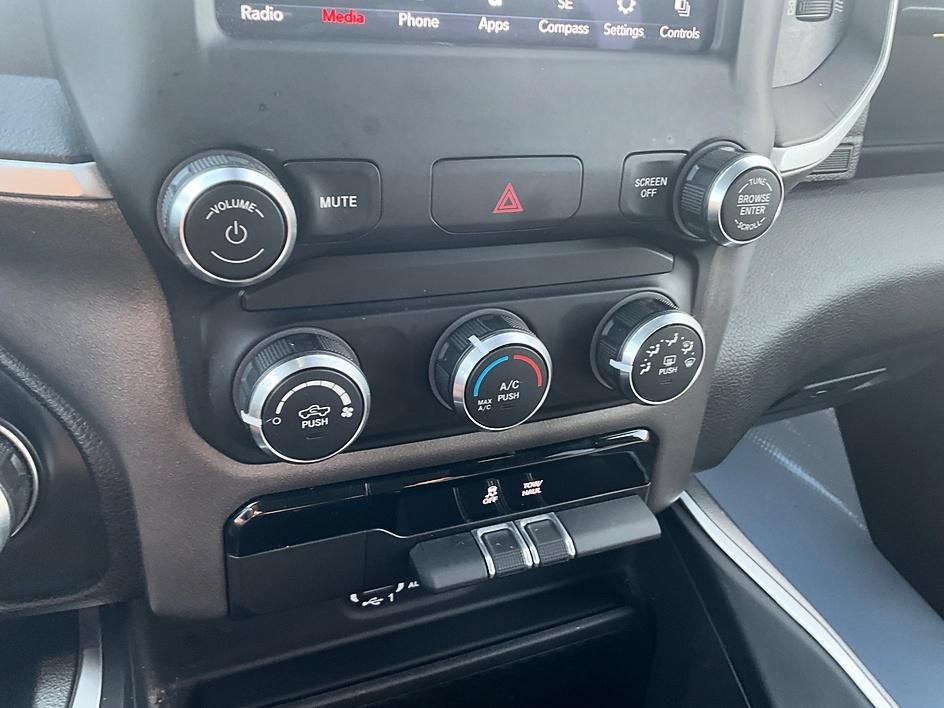 Used 2021 RAM 1500 Big Horn AWD/4WD image 24