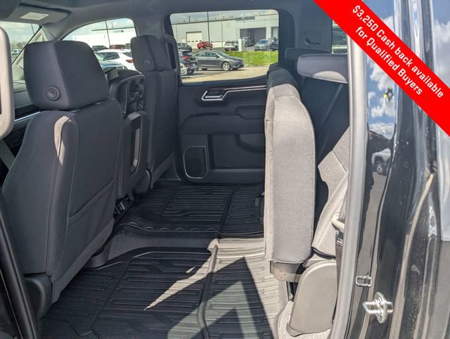 New 2026 GMC Sierra 1500 SLE image 11