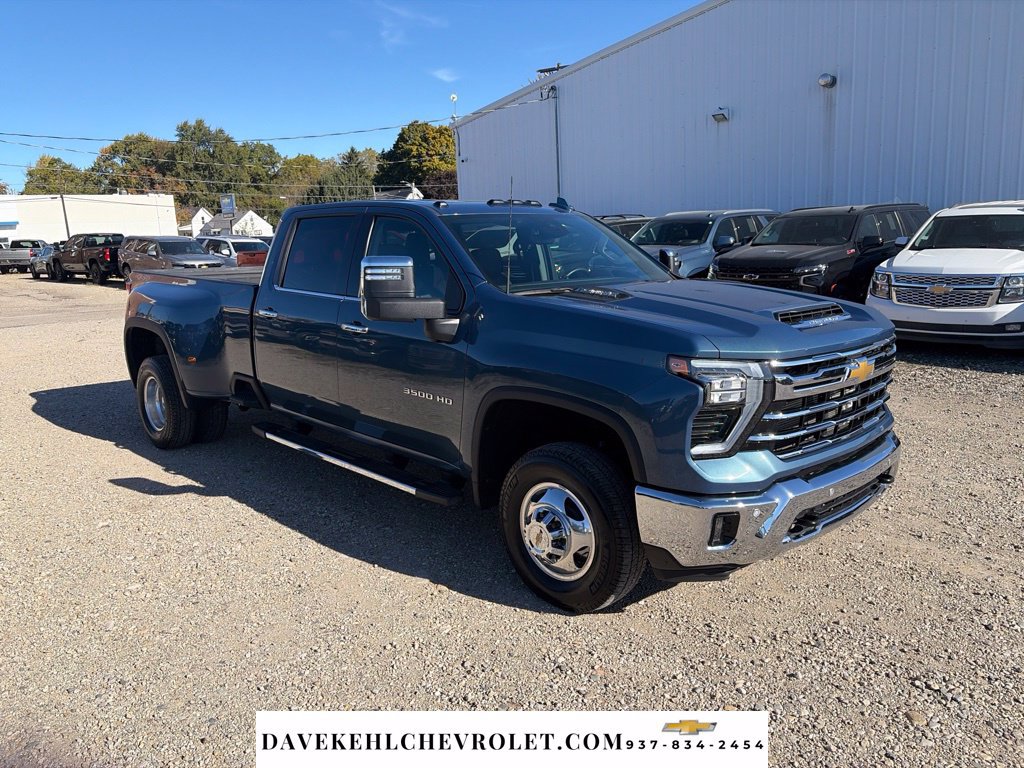 Used 2024 Chevrolet Silverado 3500 LTZ w/ LTZ Plus Package AWD/4WD image 9