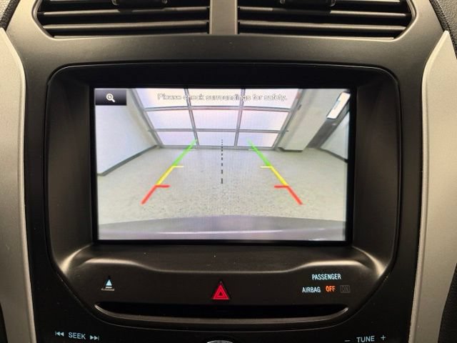 Used 2014 Ford Explorer XLT w/ Equipment Group 201A AWD/4WD image 17