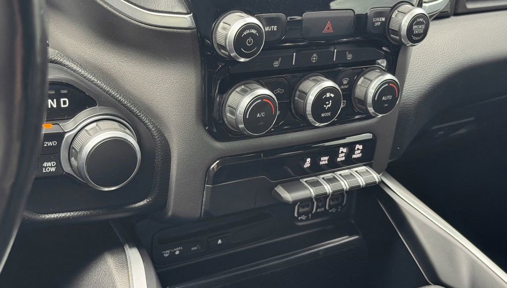 Used 2019 RAM 1500 Big Horn AWD/4WD image 21