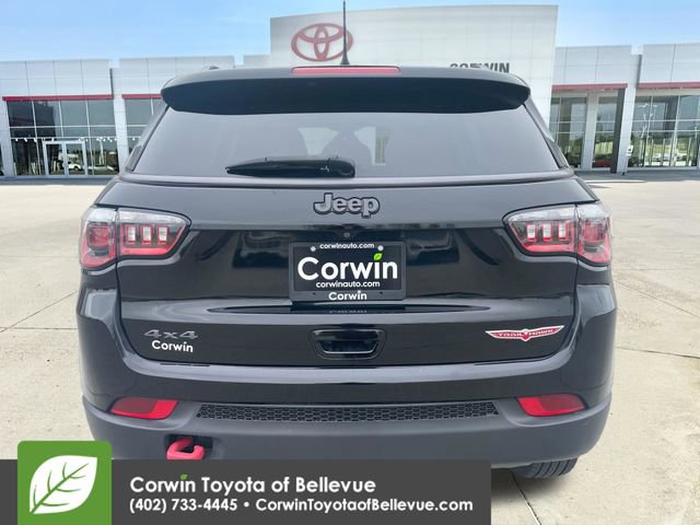 Used 2019 Jeep Compass Trailhawk w/ Cold Weather Group AWD/4WD image 4