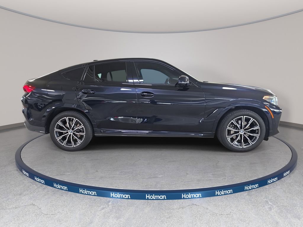 Used 2022 BMW X6 xDrive40i w/ Executive Package AWD/4WD image 6