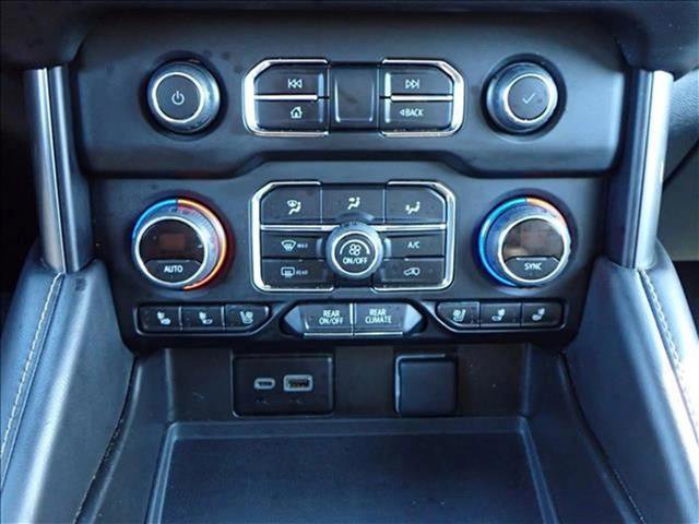 Used 2023 Chevrolet Suburban Premier image 21