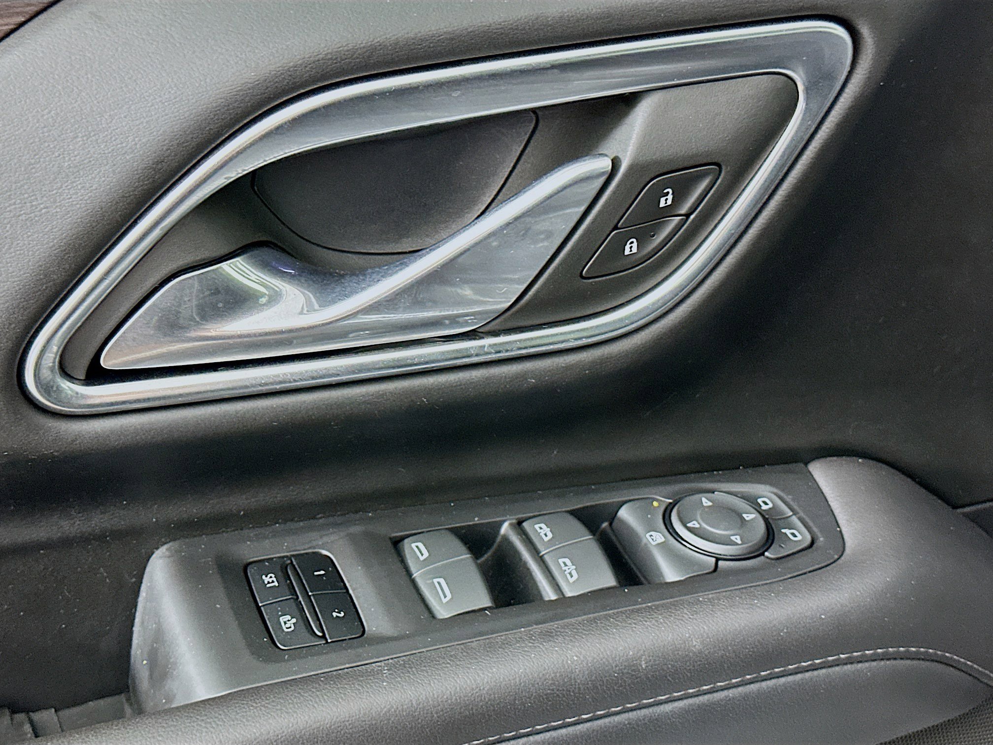 Used 2024 Chevrolet Tahoe LT image 15