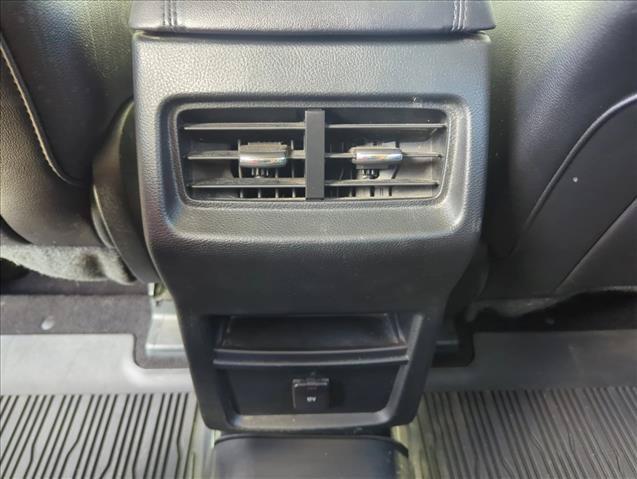 Used 2019 Ford Edge SEL w/ Equipment Group 201A FWD image 22