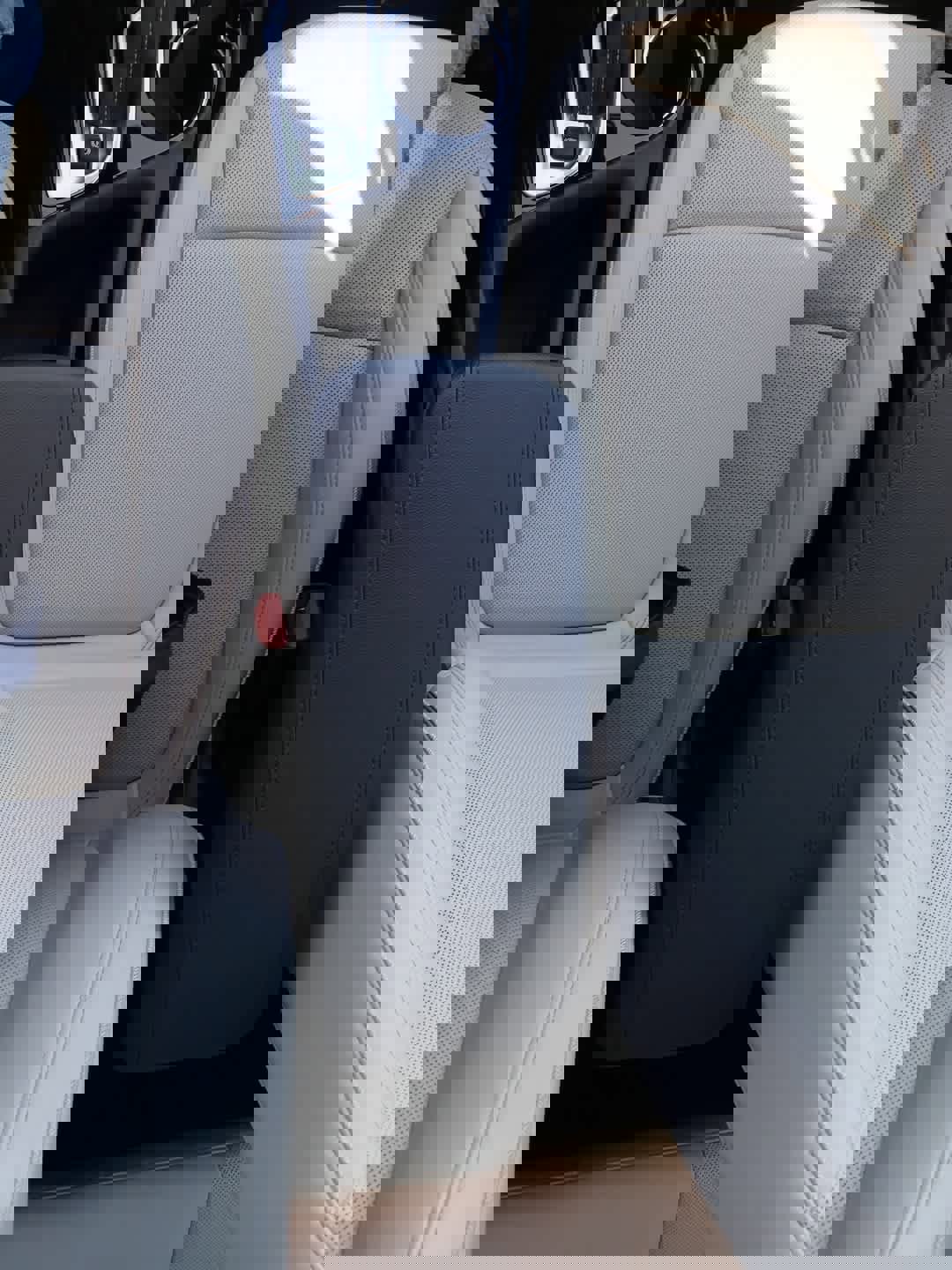 Used 2024 Buick Encore GX Sport Touring w/ Experience Buick Package image 34