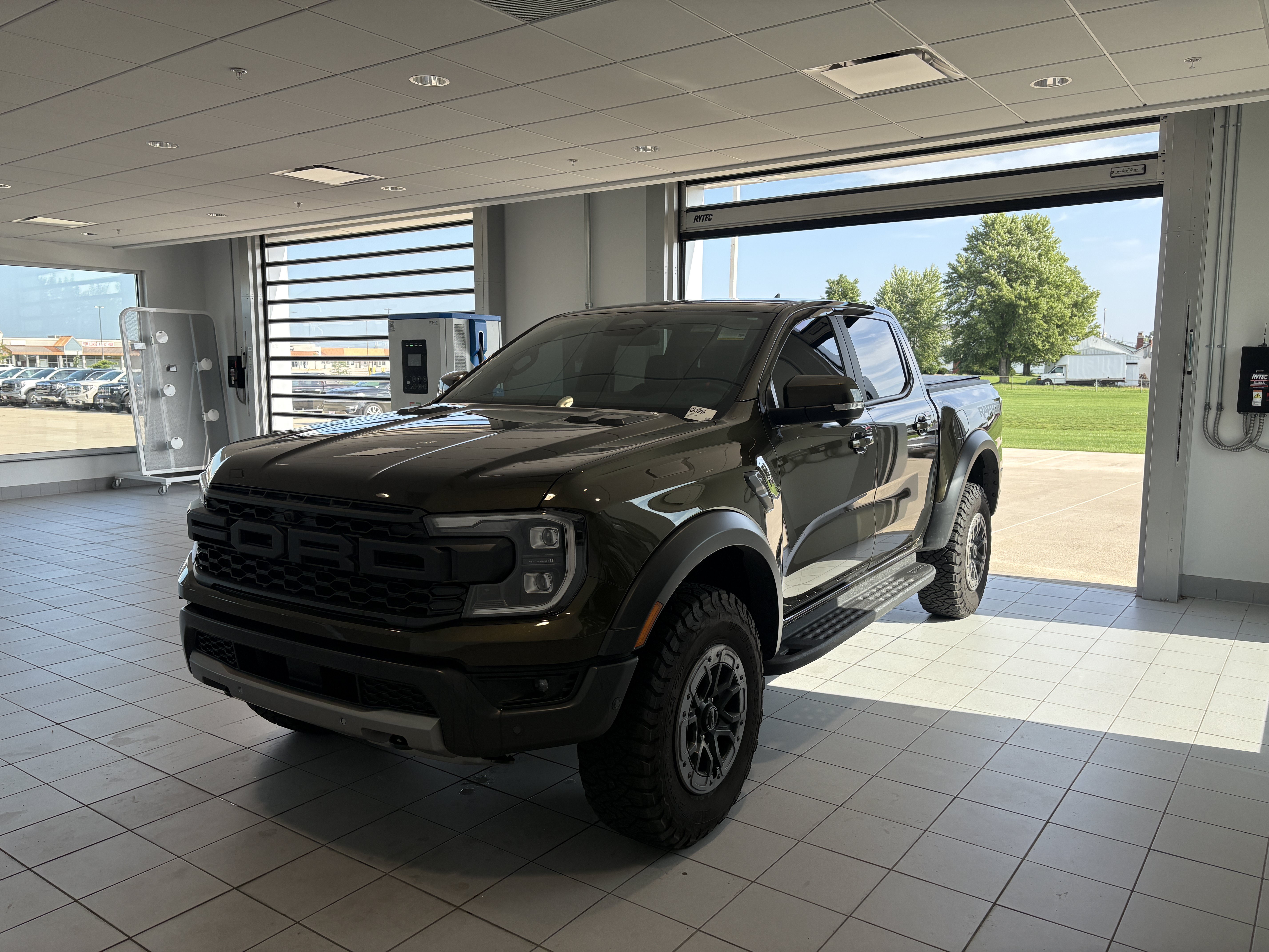 Used 2024 Ford Ranger Raptor AWD/4WD image 6