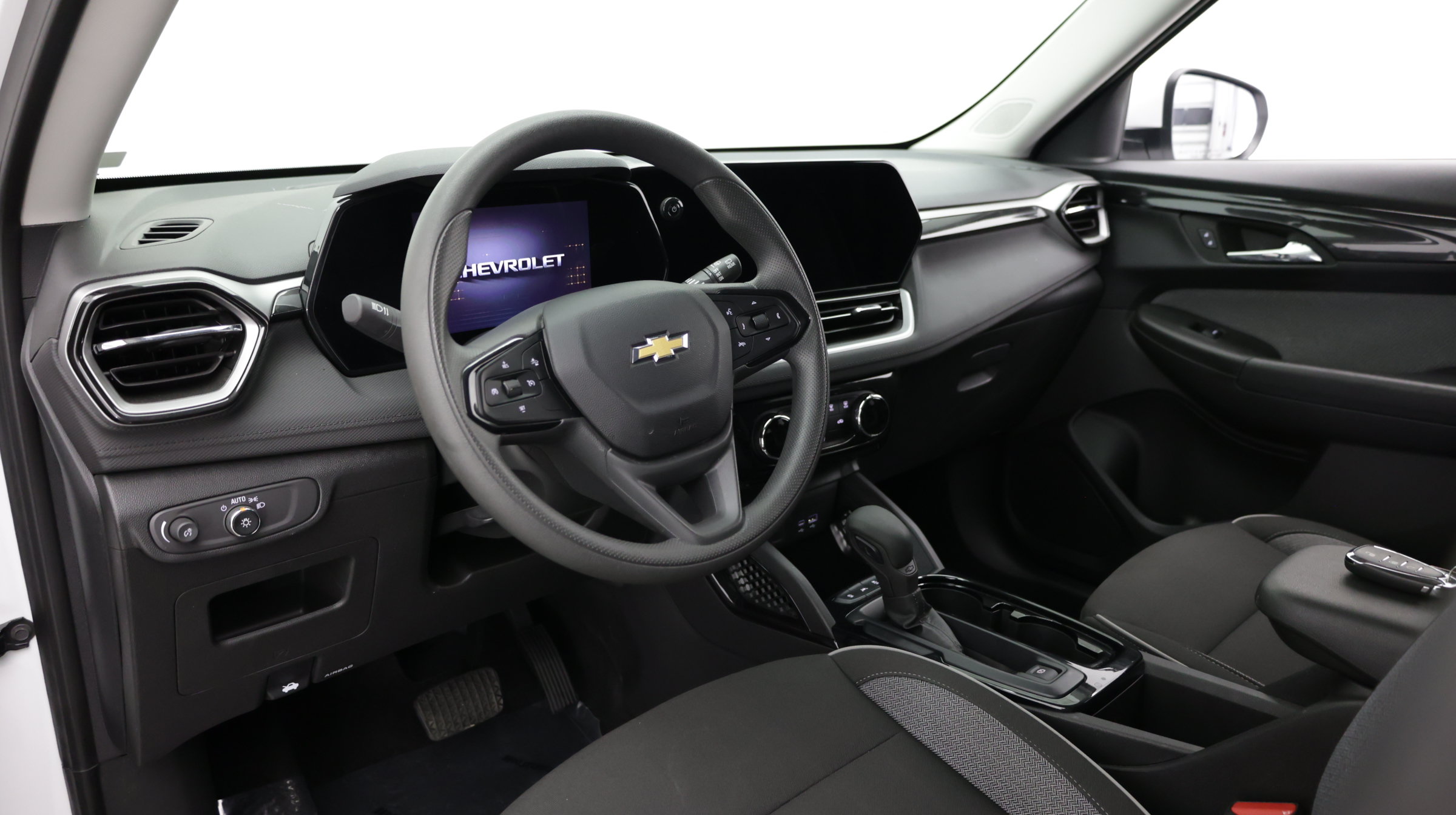 Used 2026 Chevrolet TrailBlazer LT AWD/4WD image 11